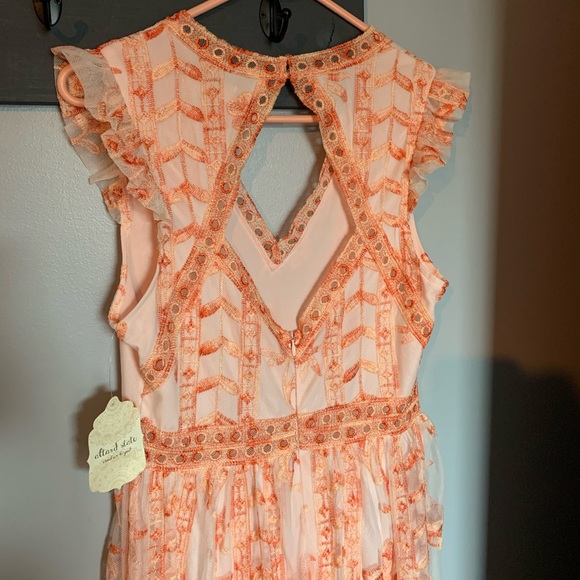 Altar’d State Dress - Picture 2 of 6